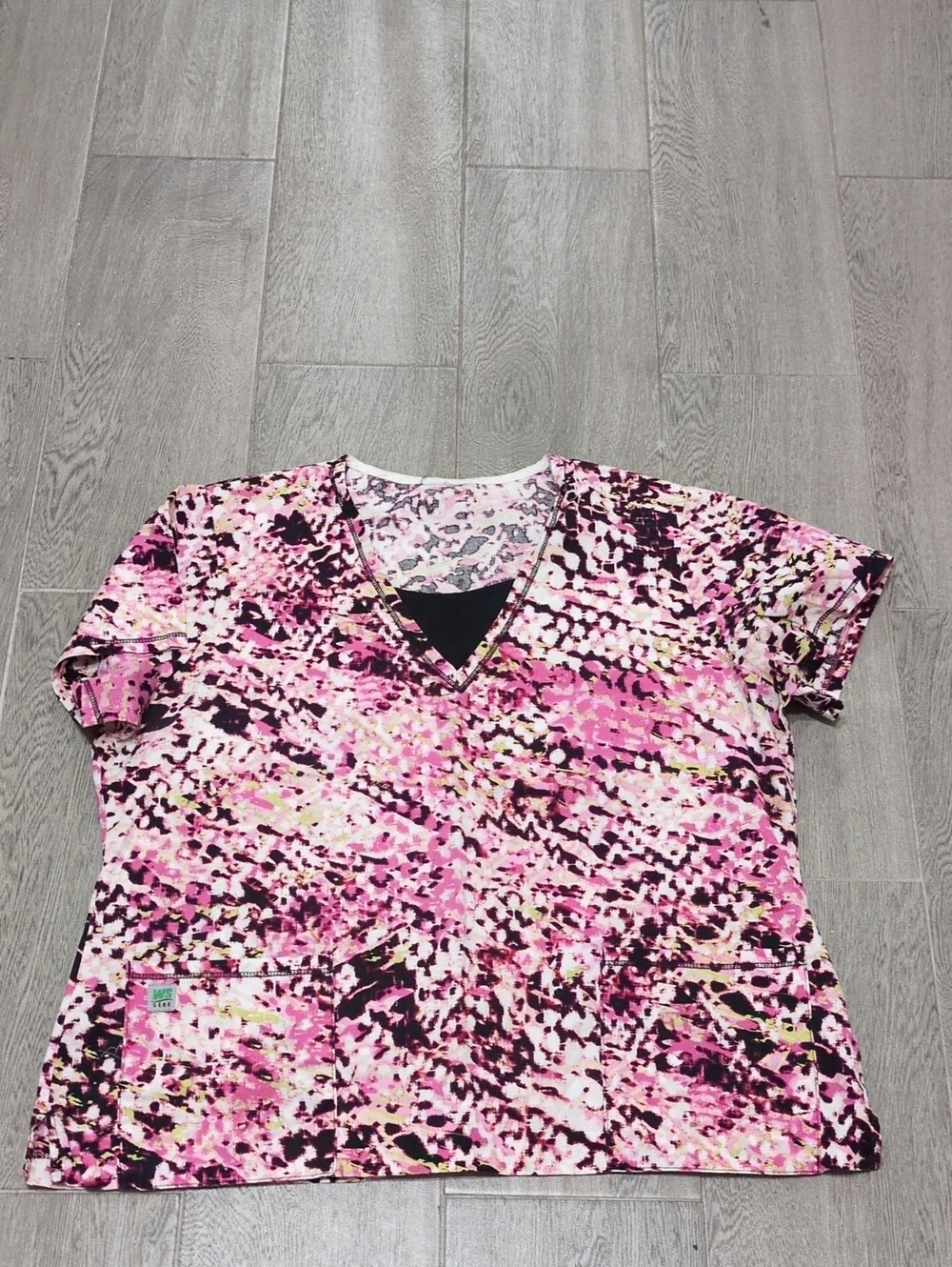 Women's Pink Patterned Scrub V-Neck Top - Picture 1 of 5